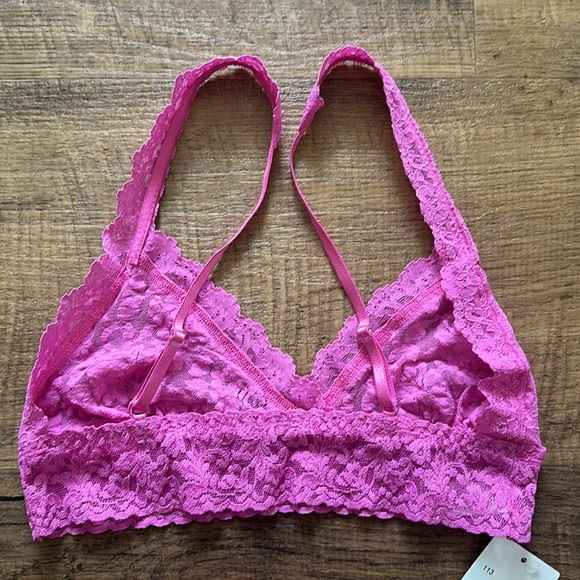 Hanky Panky Pink RICP lace Bralette size XSmall NWT
Adjustable straps - Picture 4 of 5